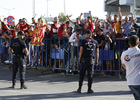 Temporada 2014-15. La afición turca recibe al equipo a su llegada  al aeropuerto de Izmir. 