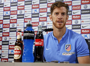 temporada 14/15 . Rueda de prensa de Ansaldi en la ciudad deportiva de Majadahonda. 