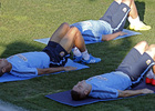 temporada 14/15 . Entrenamiento en la Ciudad deportiva de Majadahonda. Miranda y Siqueira realizando ejercicios físicos