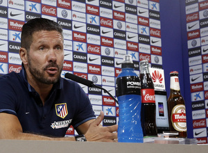 temporada 14/15 . Rueda de prensa de Simeone en la ciudad deportiva de Majadahonda.