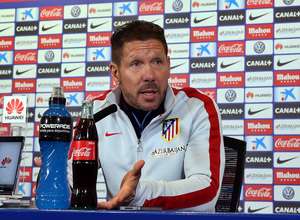 temporada 14/15. Rueda de prensa de Simeone en el estadio Vicente Calderón.