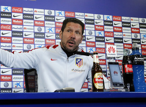 Entrenamiento en el Estadio Vicente Calderón. Rueda de prensa de Simeone.