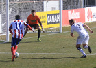 Ndoye encara la portería del Real Unión en el partido que el Atlético B ganó 2-0 a los vascos