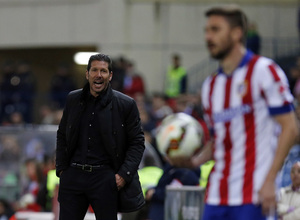 temporada 14/15. Partido Atlético de Madrid Real Sociedad. Simeone durante el partido