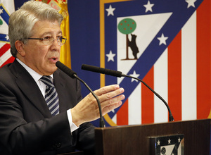 temporada 14/15. Acto imposición insignias 25 años de antigüedad. Sala Vip Vicente Calderón