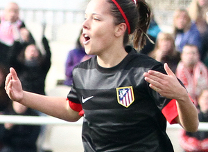Temporada 2012-2013. Claudia celebrando el gol de la victoria ante el Rayo Vallecano