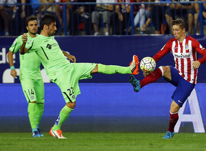 temp. 2015-2016 | Fernando Torres durante el derbi ante el Getafe