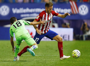 temporada 15/16. Partido Atlético de Madrid Getafe. Saúl con el balón