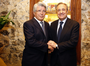 temporada 15/16. Comida de directivas Atlético Real Madrid. Capitán Alatriste.