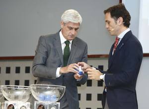 Clemente Villaverde en el sorteo de Copa 2015-16