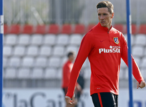temporada 15/16. Entrenamiento en la ciudad deportiva de Majadahonda. Torres durante el entrenamiento