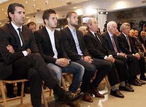 Invitados a la entrega de insignias 2013