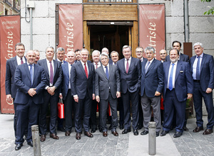 temporada 15/16. Comida de directivas Atlético Bayern Munich. Alatriste