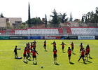 Temporada 12/13. Entrenamiento,jugadores estirando durante el entrenamiento en la Ciudad Deportiva de Majadahonda