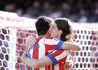 Temporada 12/13. Partido Atlético de Madrid Granada.Celebración de gol de Raúl garcía con Filipe