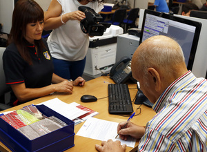 El Socio Número 1, reservando su asiento