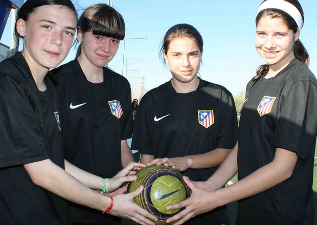 Temporada 2012-2013. Las capitanas de los dos Sub-16