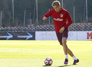 Temporada 2016-2017. Entrenamiento en la ciudad deportiva Wanda Atlético de Madrid 11_10_2016. Giménez. 