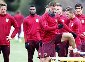 temporada 16/17. Entrenamiento en la ciudad deportiva Wanda. Gabi realizando ejercicios físicon durante el entrenamiento