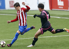 Temporada 16/17. Juvenil Liga Nacional Rayo Vallecano Juvenil. Rodrigo Riquelme con el balón