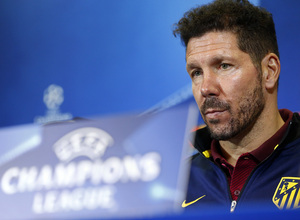 temporada 16/17. Rueda de prensa de Simeone en el estadio Vicente Calderón. Previa PSV