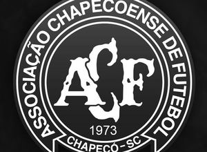 Temporada 16/17. Escudo luto Chapecoense