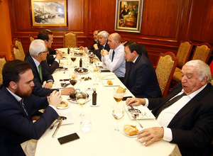 Temporada 16/17. Comida de directivas Atlético de Madrid Betis