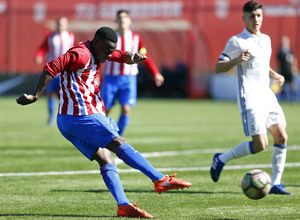 Temporada 2016-2017. Partido entre el Atlético de Madrid Juvenil División de Honor contra el Real Madrid. 04_03_2017. Salomón.
