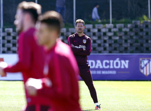 Temporada 2016-2017. Entrenamiento de la primera plantilla. 18_03_2017. Simeone.