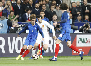 Griezmann fue titular en el partido contra España, el que también jugó Gameiro