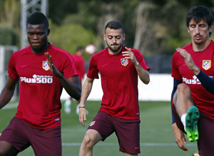 temporada 16/17. Entrenamiento en la ciudad deportiva Wanda.  Keidi realizando ejercicios físicos durante el entrenamiento
