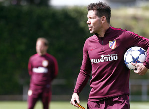 temporada 16/17. Entrenamiento en la ciudad deportiva Wanda | 16-04-2017 | Simeone