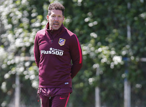 temporada 16/17. Entrenamiento en la ciudad deportiva Wanda. Simeone durante el entrenamiento