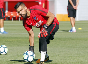 Temporada 2017-18. Entrenamiento 03/08/2017 | Moyá