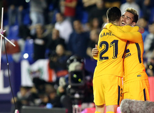 Temp. 17-18 | Levante - Atlético de Madrid | Gameiro y Griezmann