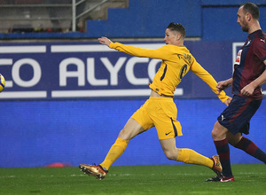 Temp. 17-18 | Eibar - Atlético de Madrid | Torres