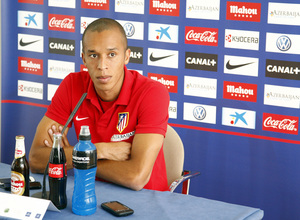 Temporada 13/14. Rueda de prensa de Miranda en los Ángeles de San Rafael