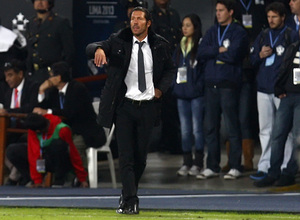 Temporada 13/14 Simeone durante el partido ante el Sporting Cristal