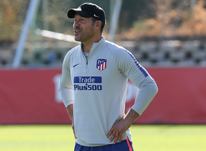 temporada 18/19. Entrenamiento en la ciudad deportiva Wanda. Simeone durante el entrenamiento