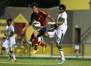 Héctor Hernández, delantero del Atlético de Madrid B, en un partido con la selección sub-19 