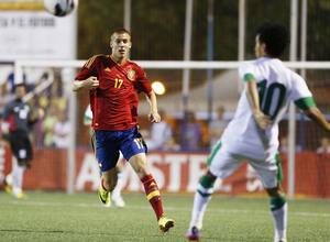Iván Alejo, jugador del Atlético de Madrid B, en un partido con la selección sub-19