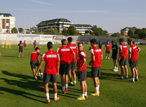 Temporada 13/14. Entrenamiento. Atlético de Madrid B. Equipo entrenando en el Cerro del Espino