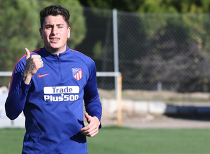 temporada 18/19. Entrenamiento en la ciudad deportiva Wanda. Giménez durante el entrenamiento