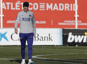 temporada 18/19. Entrenamiento en la ciudad deportiva Wanda. Simeone durante el entrenamiento