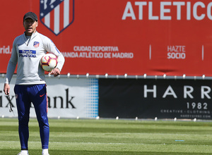Temporada 18/19. Entrenamiento en la ciudad deportiva Wanda. Simeone durante el entrenamiento.
