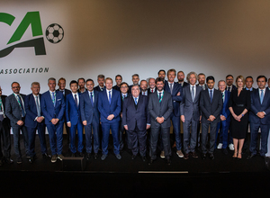 Foto de grupo de la Junta Ejecutiva de la ECA en Ginebra con Miguel Ángel Gil