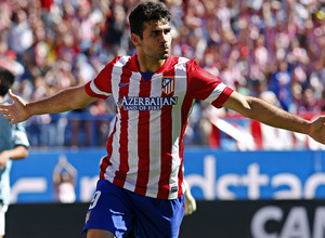 Temporada 13/14. Partido Atlético de Madrid-Celta. Vicente Calderón. Celebración de Costa