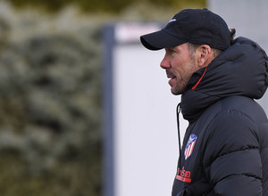 Temporada 19/20. Entrenamiento primer equipo en Majadahonda. Simeone