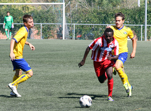 Temporada 13/14. Partido Alcorcón B Atlético C. Jugada