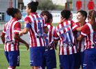 Temporada 2013-2014. Las jugadoras celebran el gol de Claudia